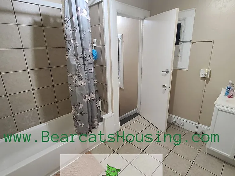 109 Chestnut St — Photo 6