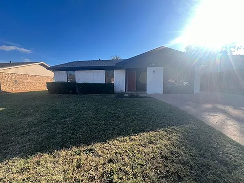 5325 Fairmont St Photo 1