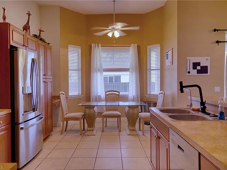 5325 Beauty St — Photo 11