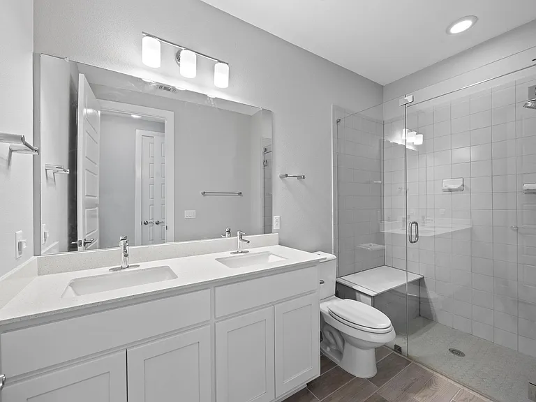 2222 Simond Ave #E — Photo 18