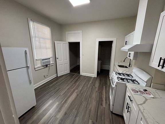 5th image of 2541 Dumaine St