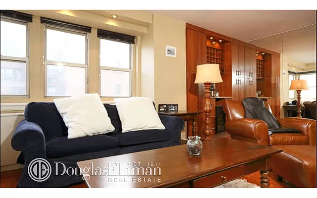 Rented by Douglas Elliman | media 13