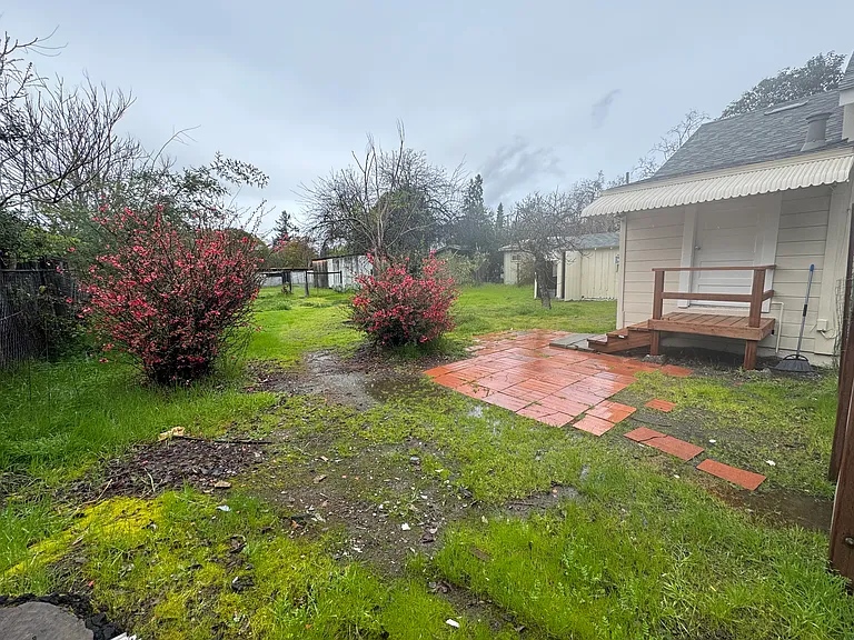 962 Charter Oak Ave — Photo 22
