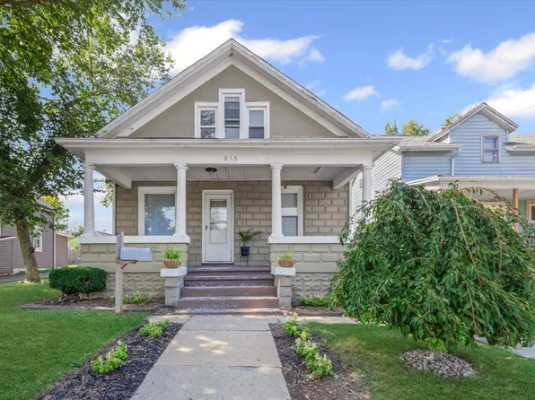 815 Oliver Ave, Aurora, IL 60506