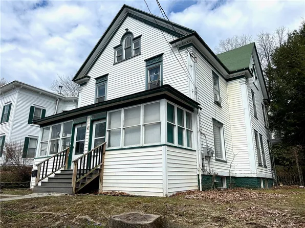 49 Spruce St, Oneonta, NY 13820