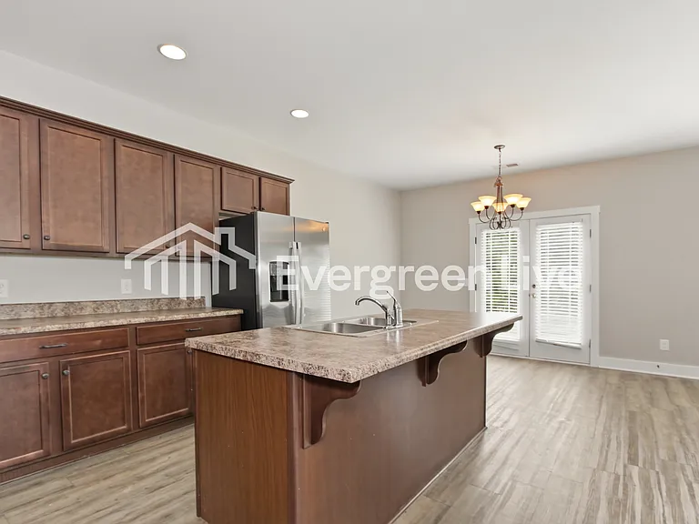5849 Cheshire Cove Trl — Photo 6