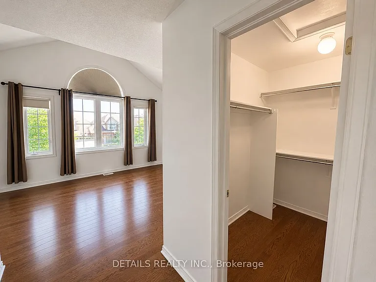 78 Deerfox Dr — Photo 3