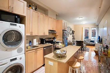 Rented by (Legacy) Elegran