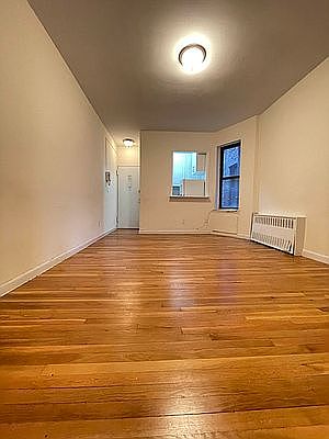 2nd image of 333 E 89th St APT 3B