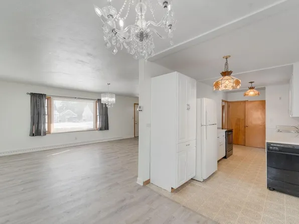 W169N8673 Sheridan DRIVE, Menomonee Falls, WI 53051