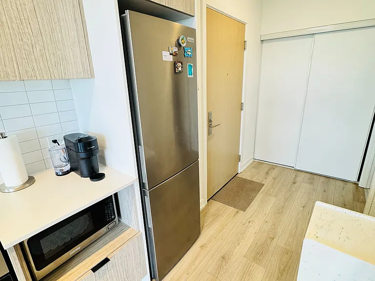 395 Bloor St E #2807 — Photo 3