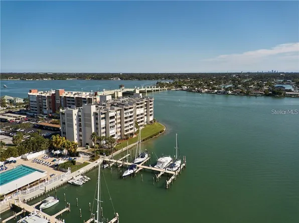 450 Treasure Island Cswy APT 212, Treasure Island, FL 33706