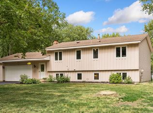 10650 105th Ave N, Maple Grove, MN 55369