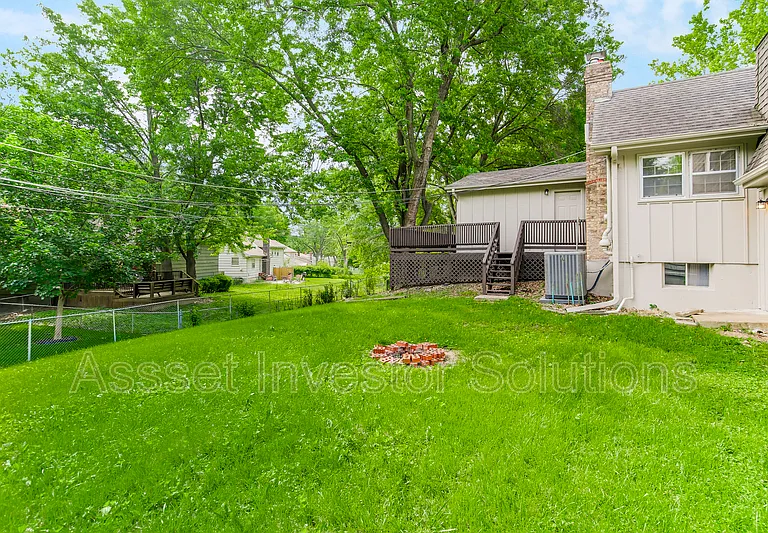 9109 Goddard St — Photo 39