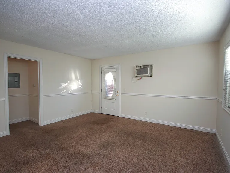 264 Alpine St #1 — Photo 3