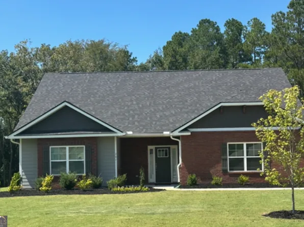 301 Stockton Cir, Macon, GA 31216