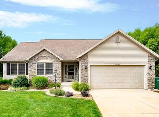 55301 Windswept Ln, New Carlisle, IN 46552