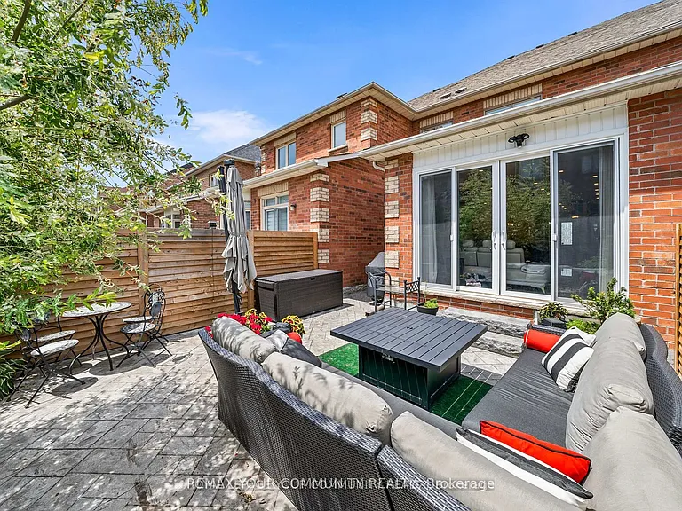 37 Copperstone Cres — Photo 34