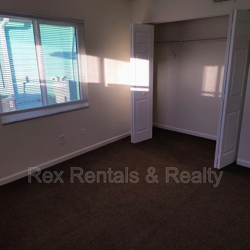 2 bed, 1.0 bath, 850 sqft, $1,640 — Photo 2