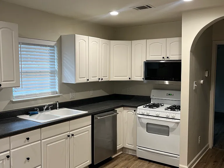 5904 Vickery Blvd #1 — Photo 7