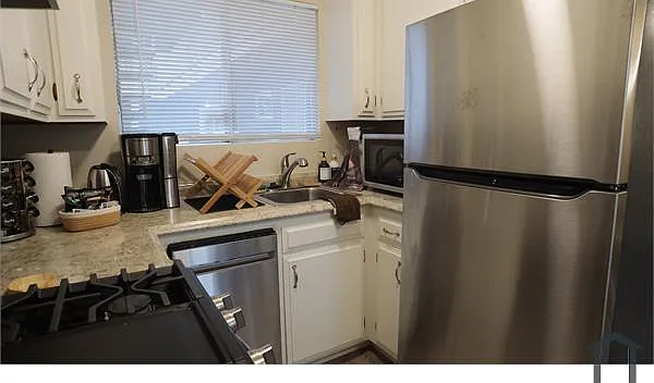 2 bed, 880 sqft, $2,750 — Photo 4