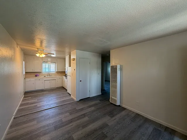 218 College Ave #13 — Photo 4