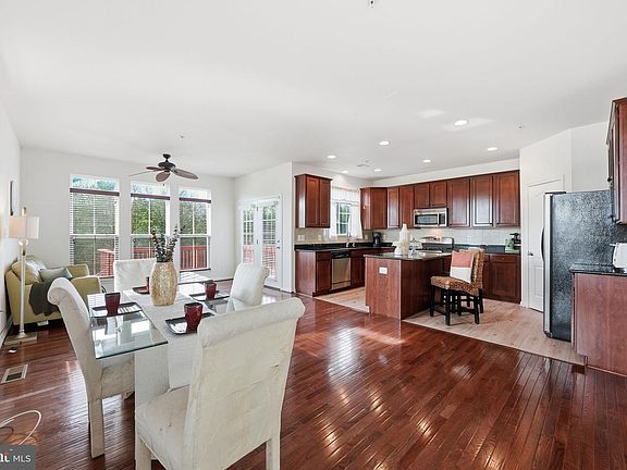 2nd image of 15411 Chaddsford Lake Dr