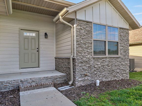 3rd image of 5627 W Mangrove Street