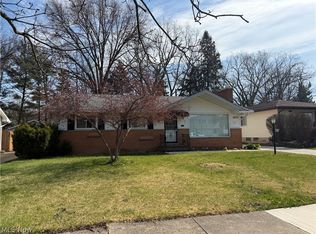 10272 N Church Dr, Parma Heights, OH