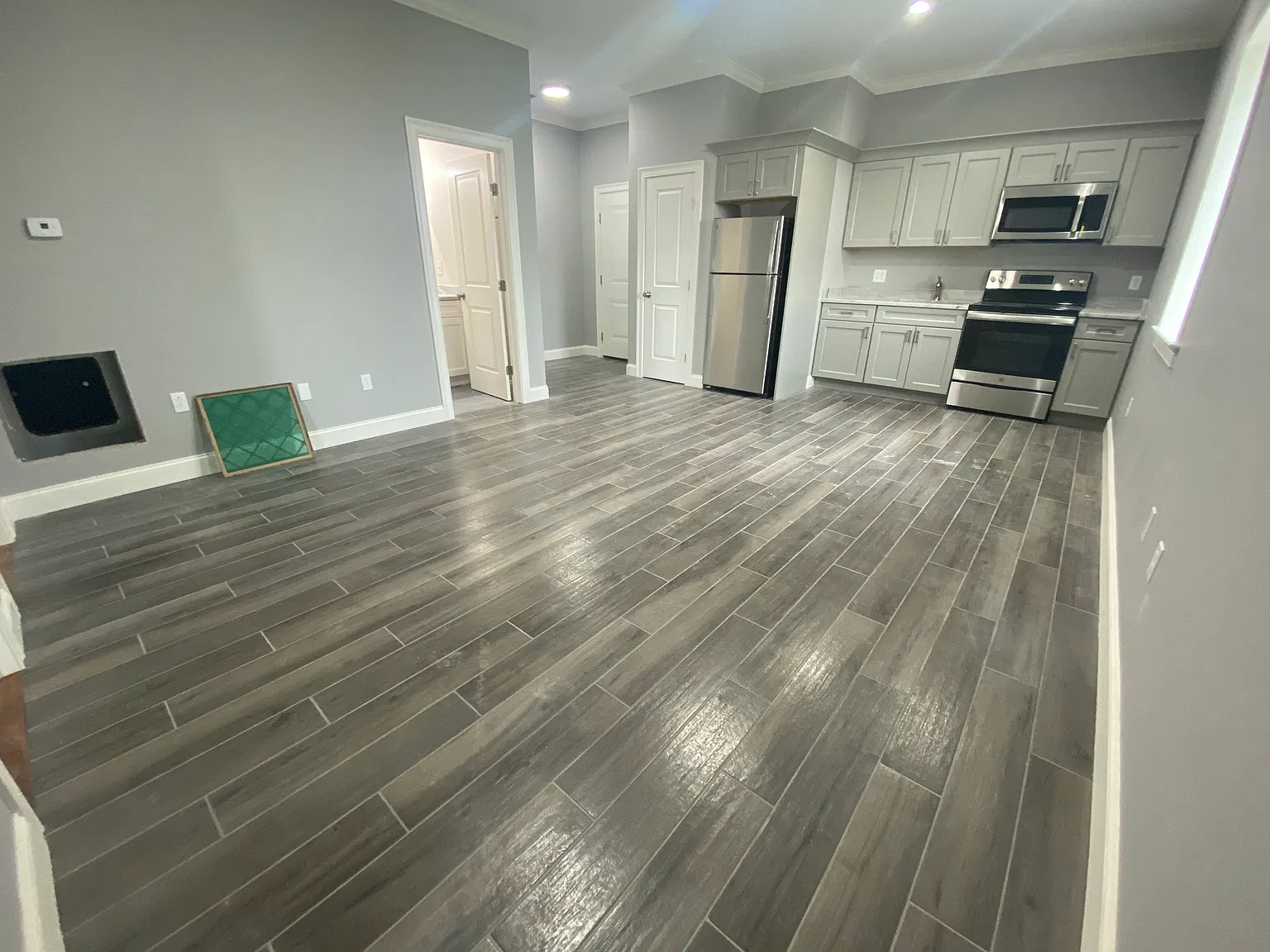 2 bed, $2,400 — Photo 4