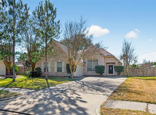 15619 Winding Valley Dr, Houston, TX 77095