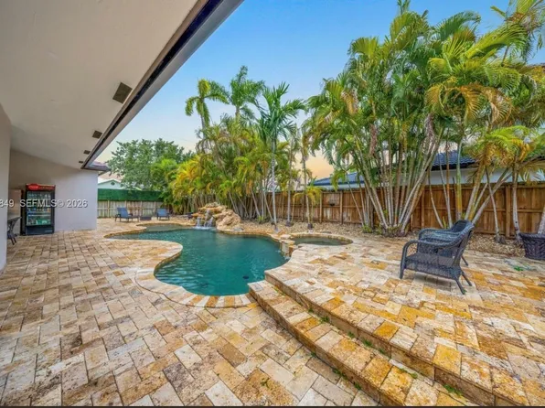 3190 SW 133rd Pl, Miami, FL 33175