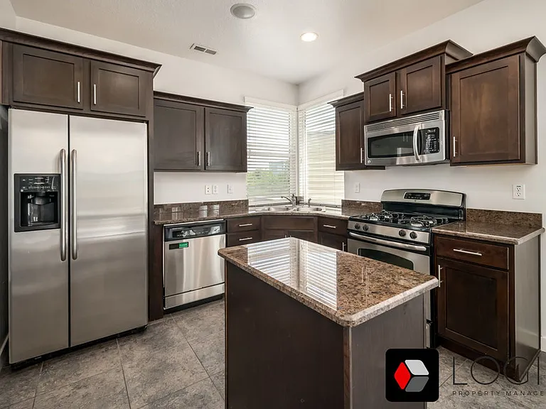 4594 W South Jordan Pkwy — Photo 9