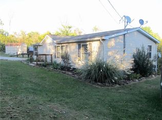 501 Calder Ridge Rd, Belpre, OH 45714