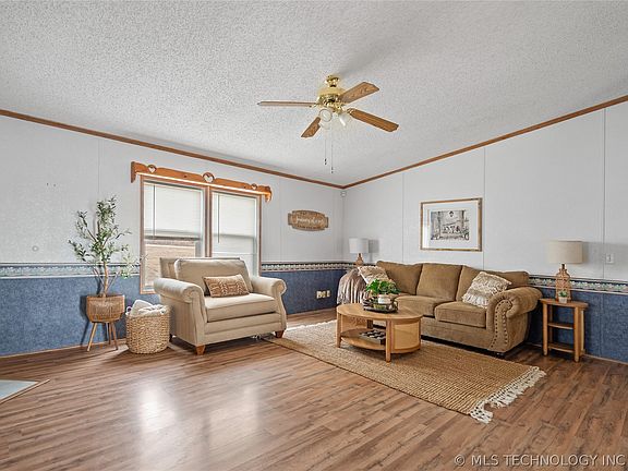 5th image of 929 Buck Skin Rd