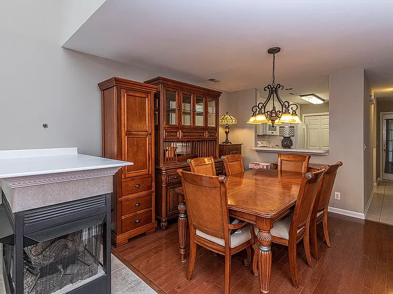 101 Sunnyside Way — Photo 3