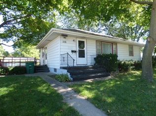308 S G St, Indianola, IA 50125