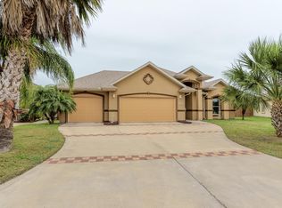 111 Golf House Rd, Laguna Vista, TX 78578