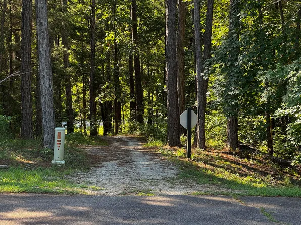 L5 B25 Loblolly Point, McCormick, SC 29835