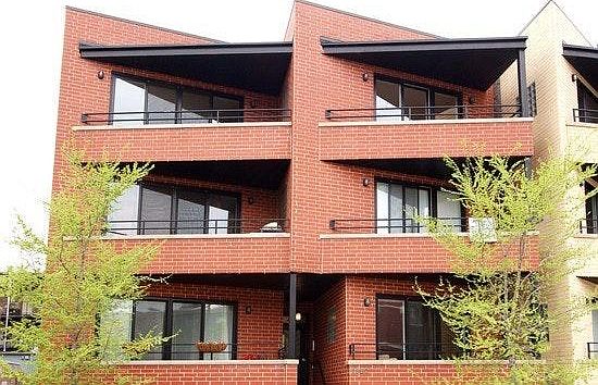 1st image of 4660 N Winthrop Ave APT 1S