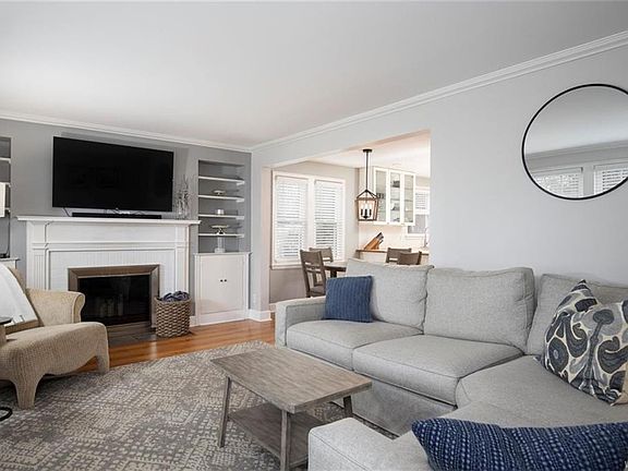 4th image of 155 Bernhardt Dr