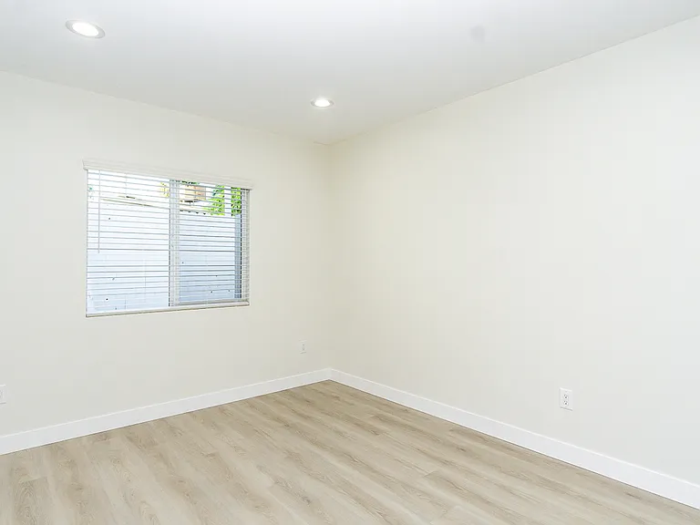 8197 Andora Dr — Photo 7