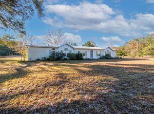 5669 SW 40th St, Bell, FL 32619