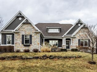 16882 Oak Manor Dr, Westfield, IN 46074