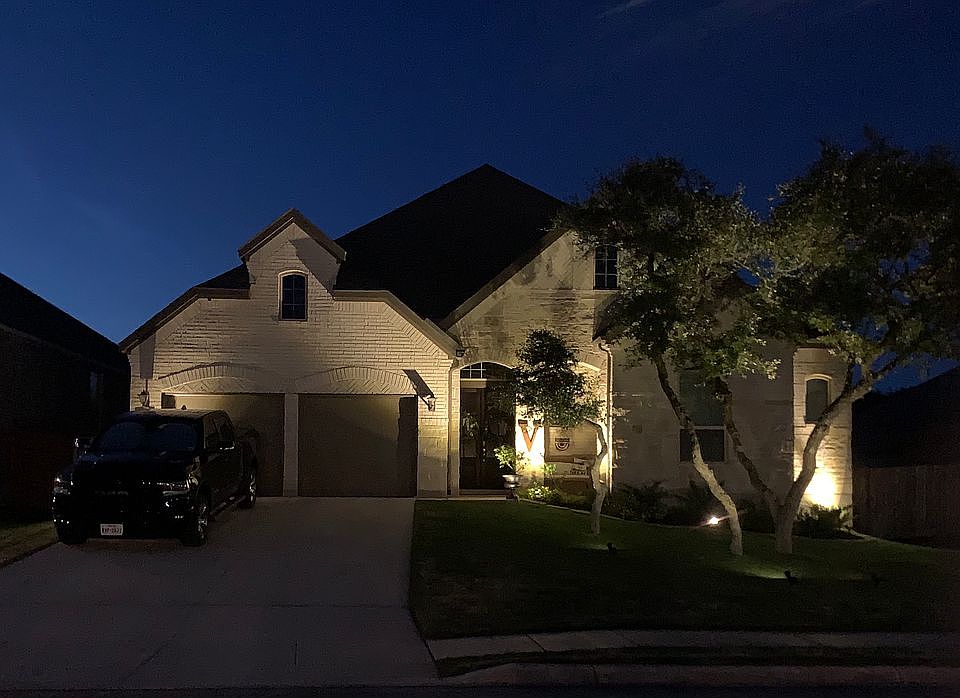 1st image of 2958 Blenheim Park