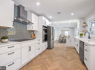 8812 Church Field Ln, Laurel, MD 20708