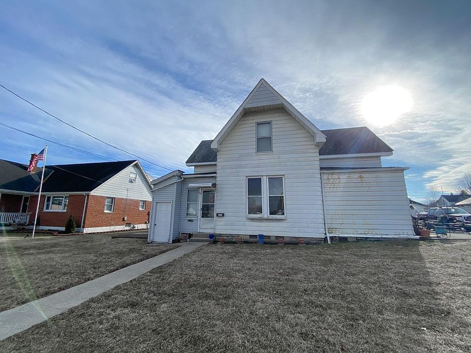 1st image of 200 Albers St Lot 32
