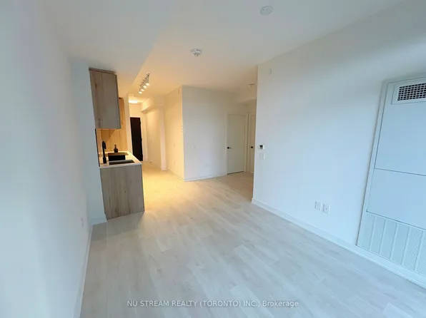 117 Broadway Ave, Toronto, ON