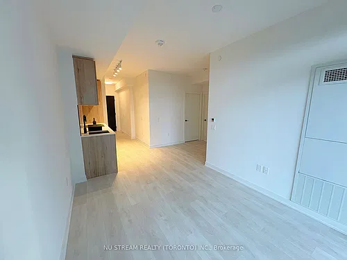 117 Broadway Ave #3404 Photo 1