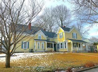 51 Jenness St, Lowell, MA 01851